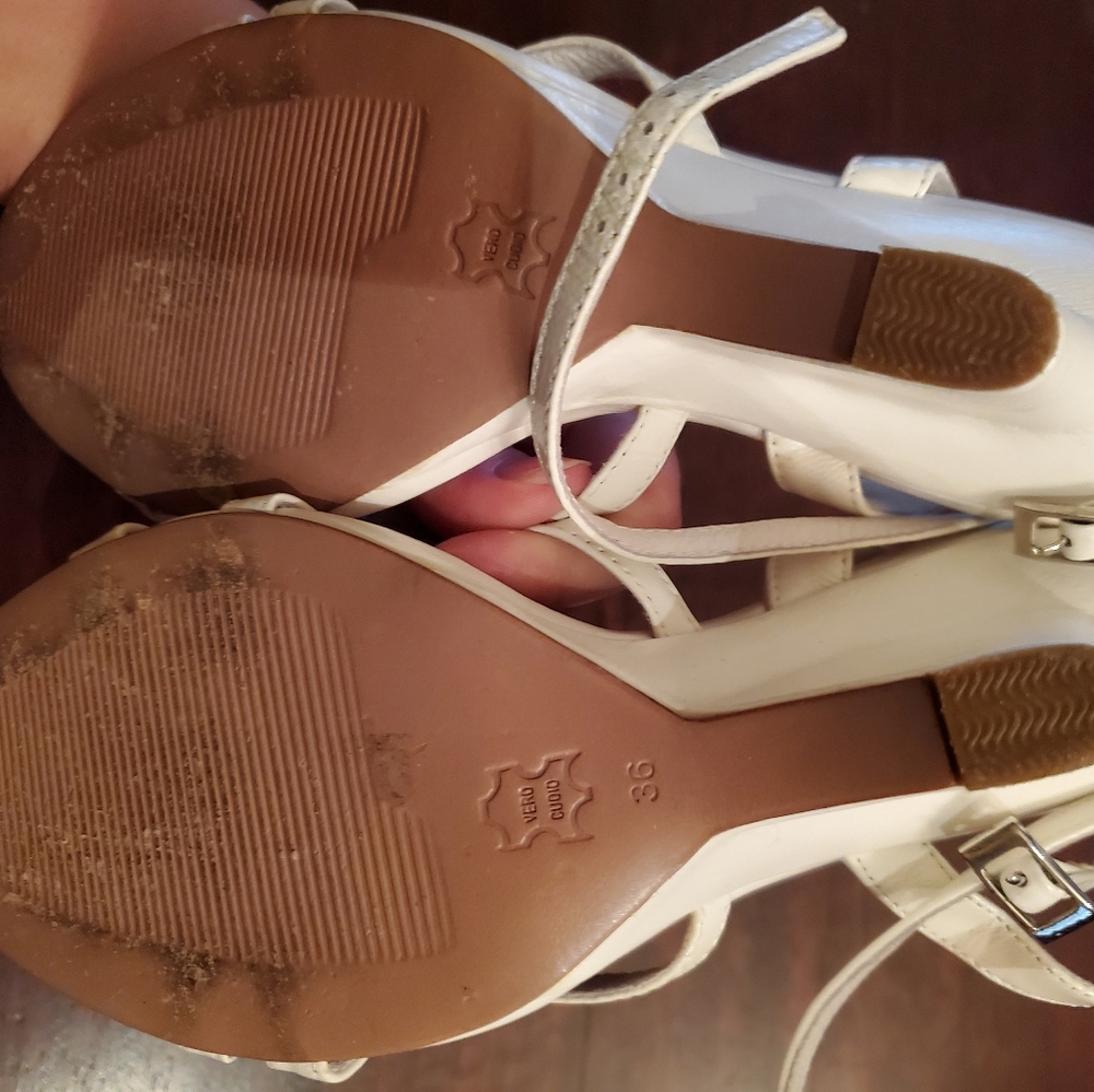 Italian Wedges - Picture 3 of 3